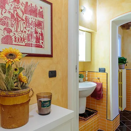 Casa Rosemary, Convenient 3 Bedrooms Flat In With Air Conditioning * Lucca