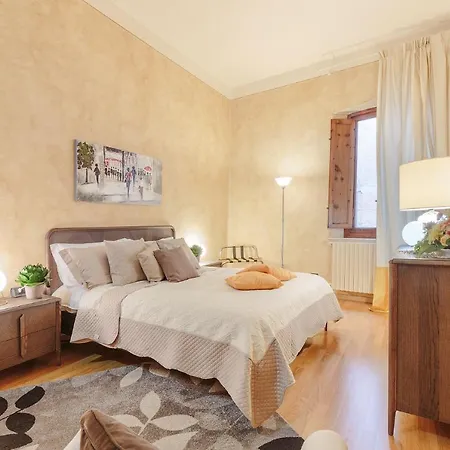 Appartamento Casa Rosemary, Convenient 3 Bedrooms Flat In With Air Conditioning
