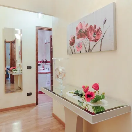 Appartamento Casa Rosemary, Convenient 3 Bedrooms Flat In With Air Conditioning *