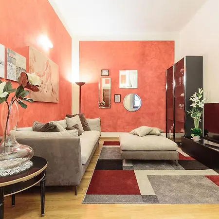 Casa Rosemary, Convenient 3 Bedrooms Flat In With Air Conditioning Lucca