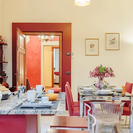 Appartamento Casa Rosemary, Convenient 3 Bedrooms Flat In With Air Conditioning